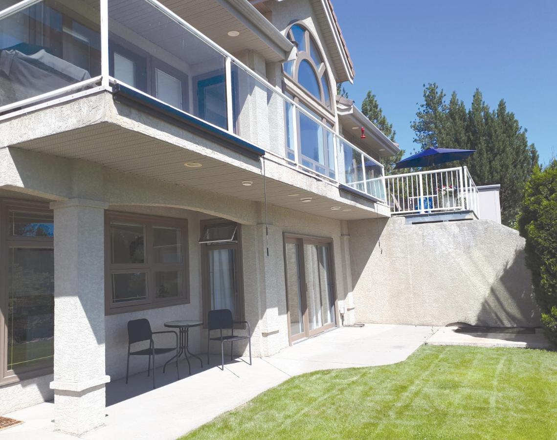 Quail Ridge Suite Kelowna Extérieur photo